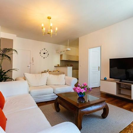 באיון Magnifique Appartement Hypercentre Toutes Commodites מראה חיצוני תמונה
