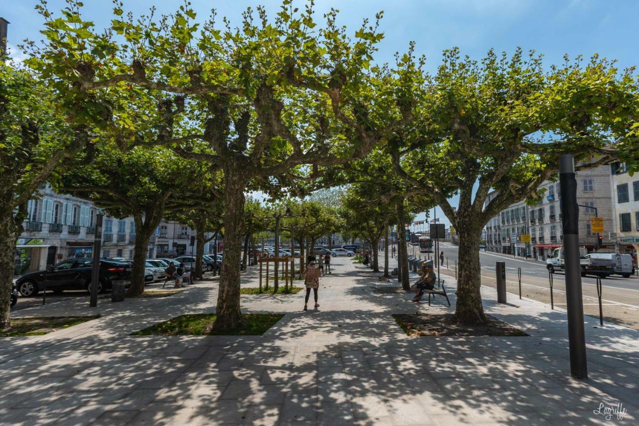 באיון Magnifique Appartement Hypercentre Toutes Commodites מראה חיצוני תמונה