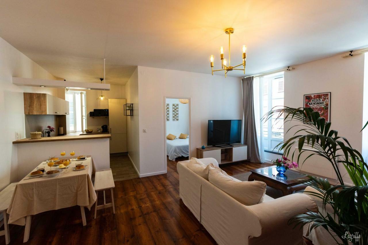 באיון Magnifique Appartement Hypercentre Toutes Commodites מראה חיצוני תמונה
